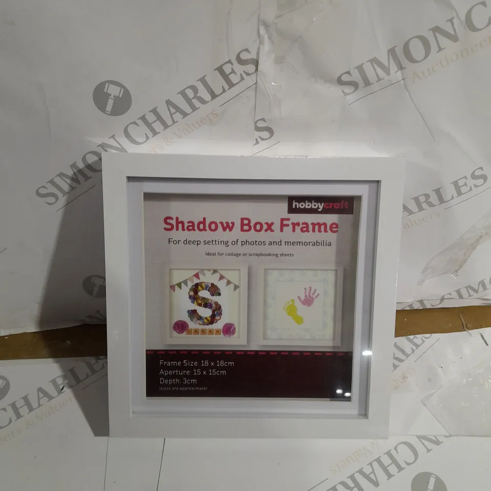 SHADOW BOX FRAME / FRAME SIZE 18X18CM- APERTURE 15X15CM- DEPTH 3CM 