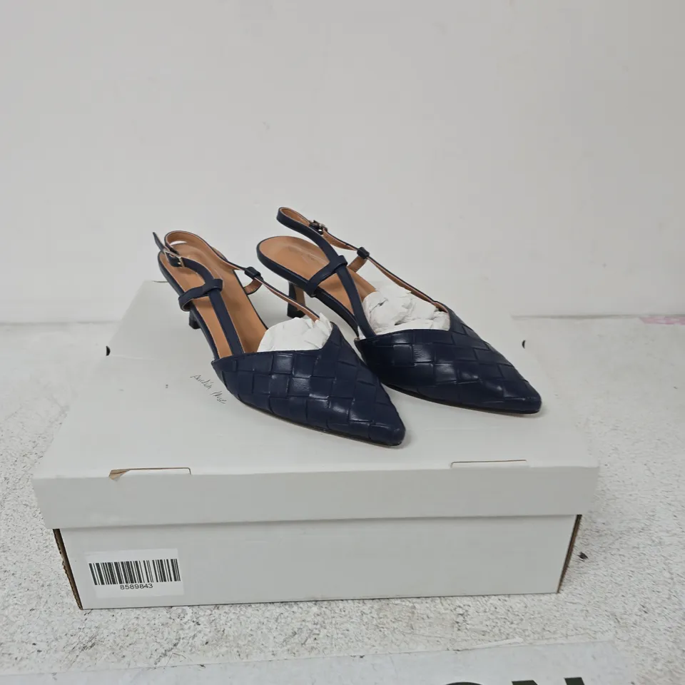 SPOT ON NAVY BLUE WOVEN SANDALS – 6