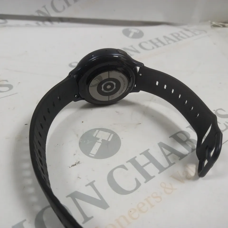 SAMSUNG GALAXY WATCH SM-R820