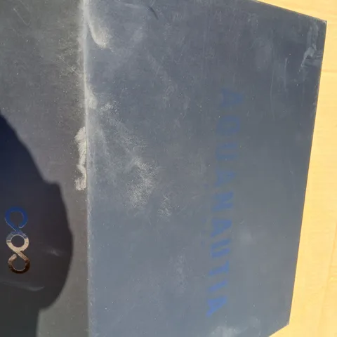 PALLET OF APPROXIMATELY 960 AQUANAUTIA EXPLORER BRANDED BOXES