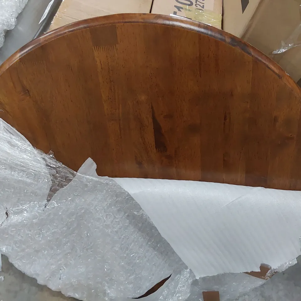 DESIGNER CIRCULAR TABLE