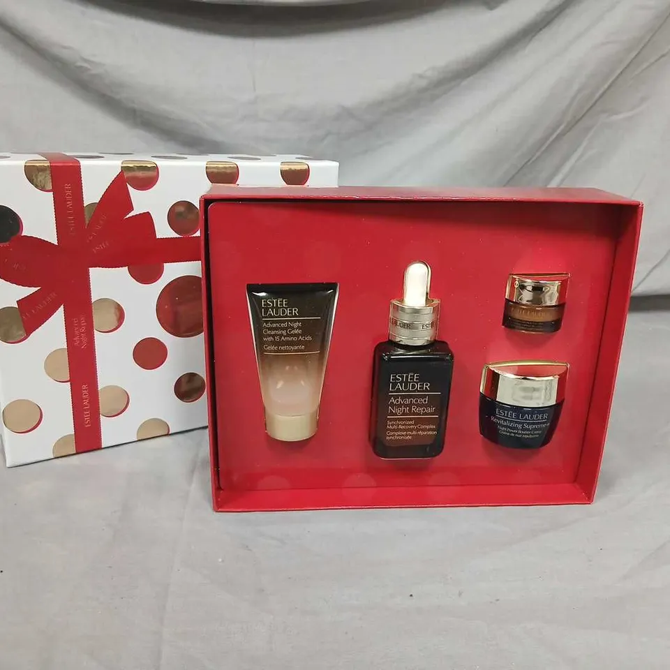 BOXED ESTEE LAUDER THE LIFT AND GLOW ROUTINE