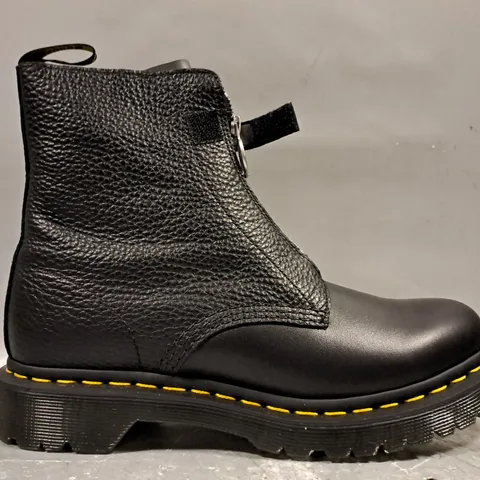 BOXED PAIR OF DR MARTENS 1460 PASCAL FRONT ZIP ANKLE BOOTS IN BLACK UK SIZE 6