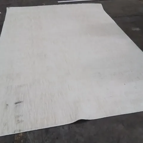 QUALITY DESIGNER AREA RUG - APPROXIMATELY 290X200CM
