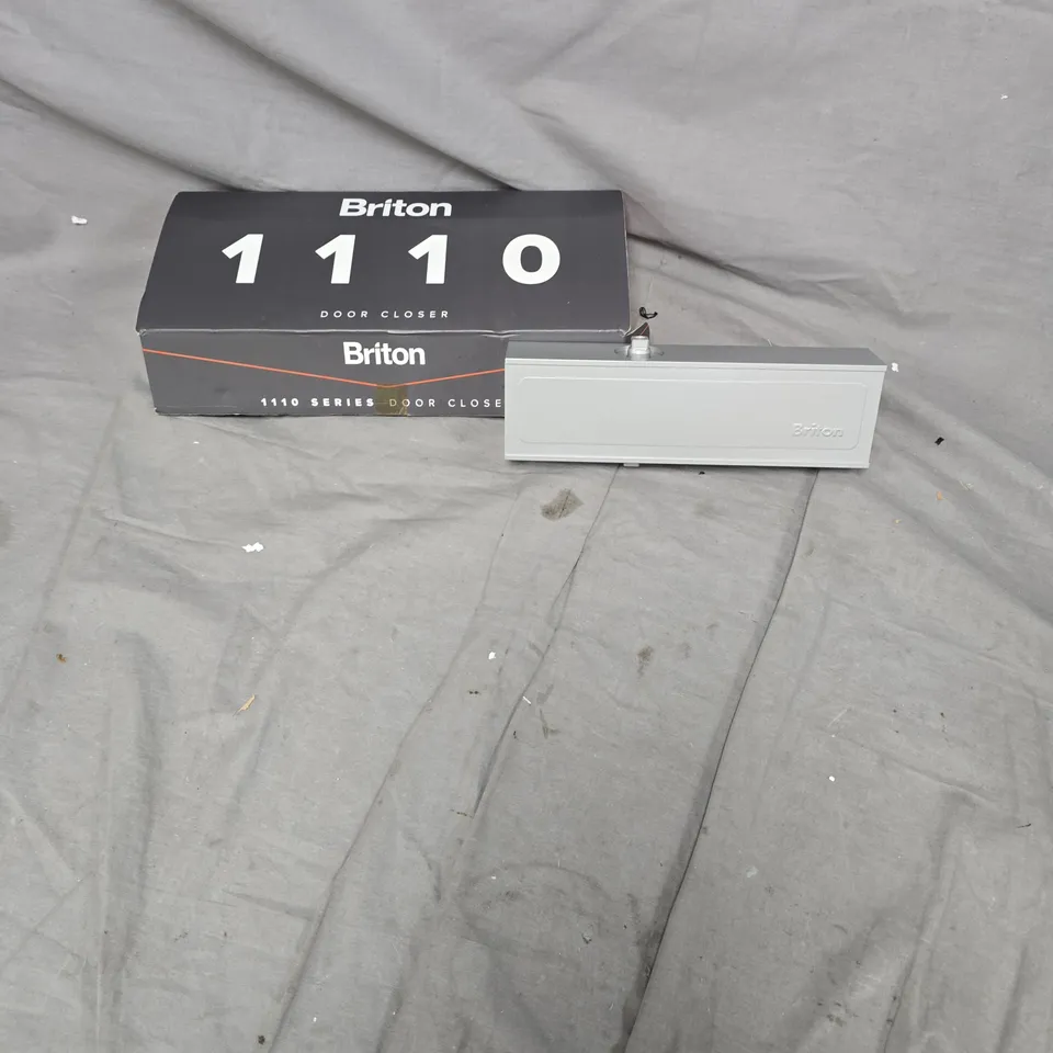 BRITON 1110 SERIES DOOR CLOSER – BOXED