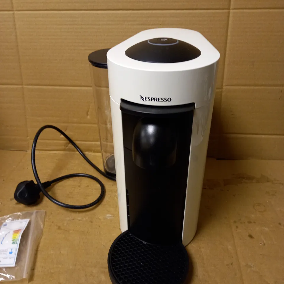 NESPRESSO MACHINE