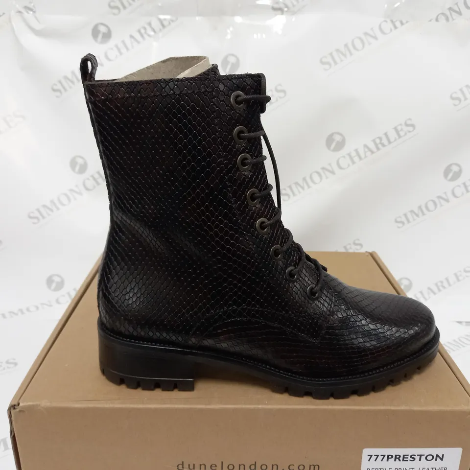 BOXED PAIR OF DUNE LONDON PRESTONE HIKER BOOTS REPTILE/BLACK SIZE 6