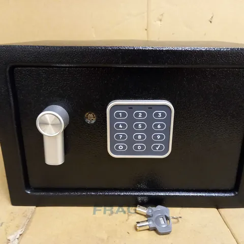 YALE SMALL ELECTRONIC SAFE