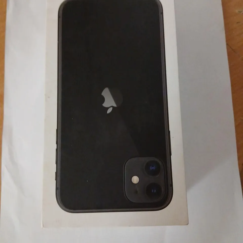 APPLE IPHONE 11 64GB BLACK – LOCKED TO OWNER (ACTIVATION LOCK) – BOXED
