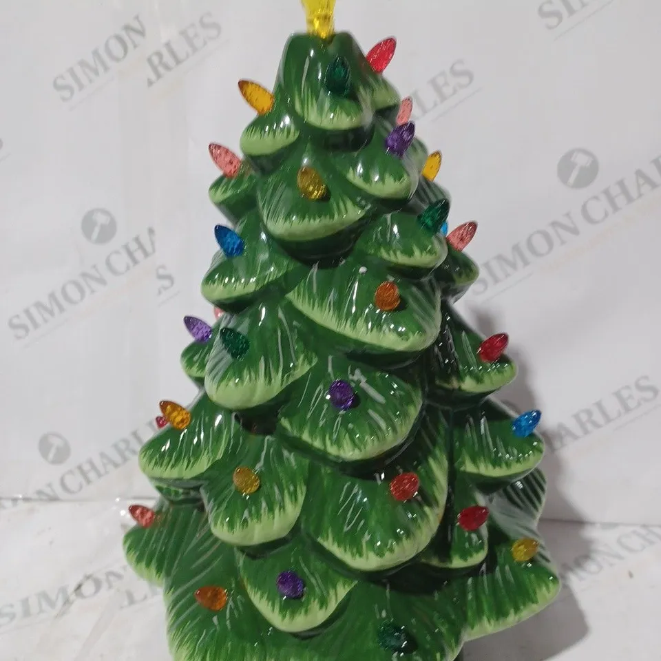 MR CHRISTMAS ILLUMINATED CERAMIC NOSTALGIC TREE