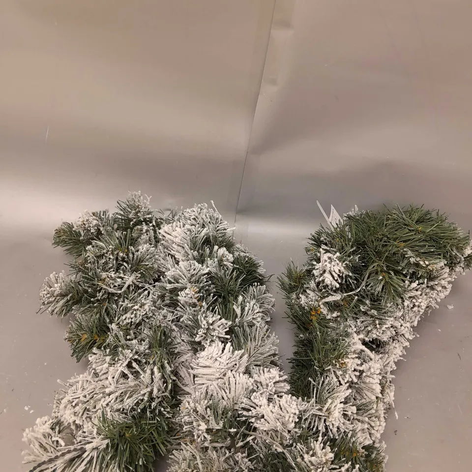 BOXED 6FT PRE LIT EMPEROR FLOCKED GARLAND RRP £44.99