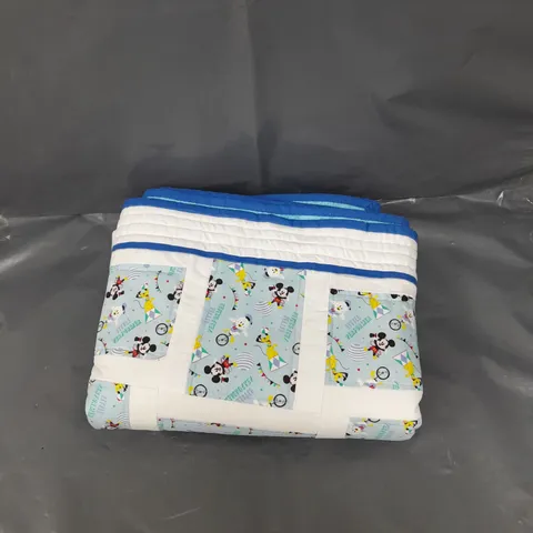 LITTLE PERFORMER MICKEY MOUSE AND FRIENDS BABY CHANGE MAT 