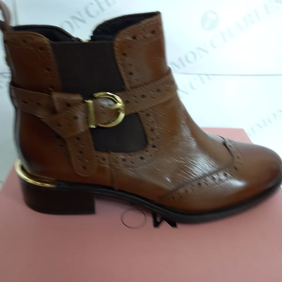 MODA IN PELLE MIKARA BOOTS IN TAN SIZE 6 