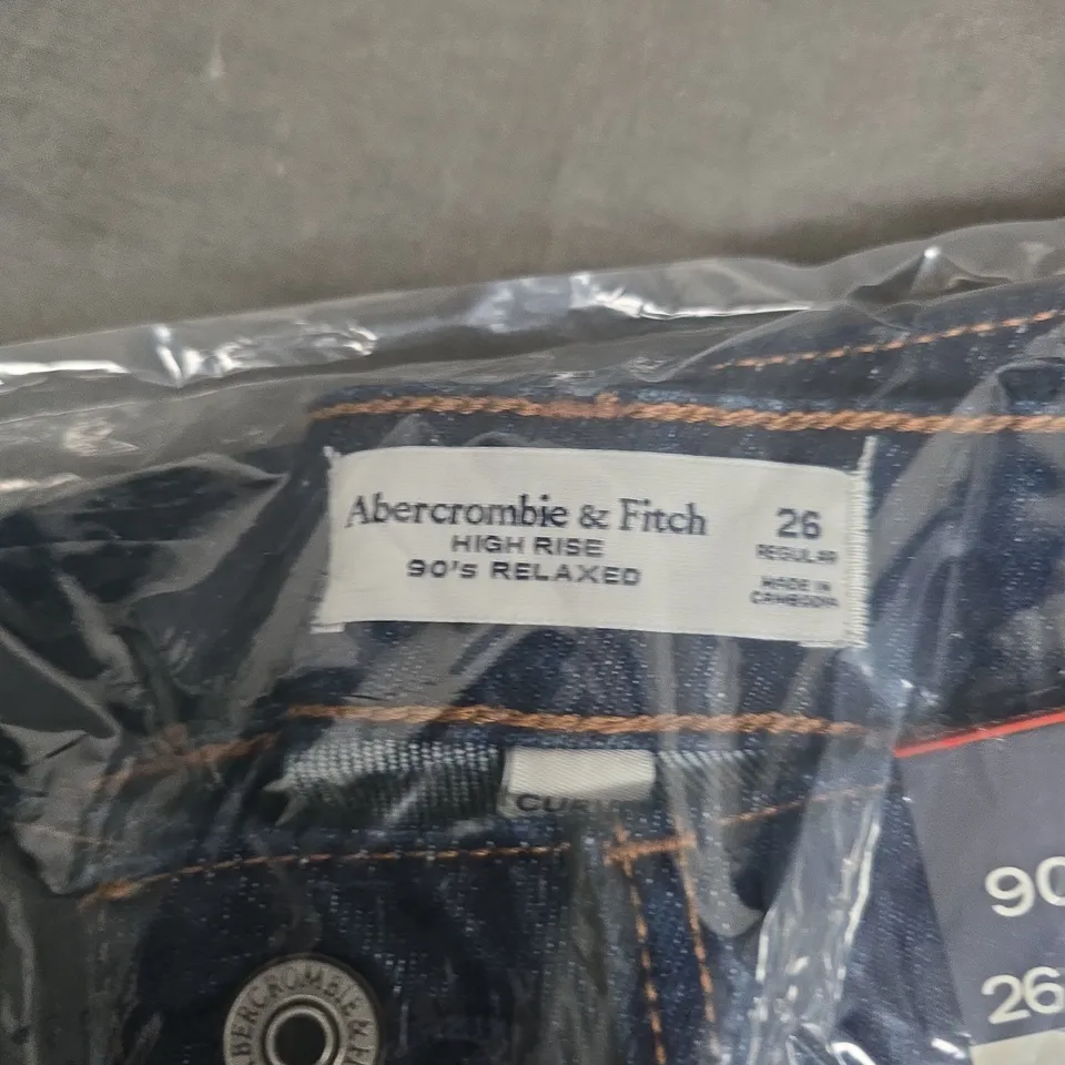 BAGGED ABERCROMBIE & FITCH HIGH RISE 90'S RELAXED JEANS – CURVE LOVE, WOMEN'S, 26 REGULAR