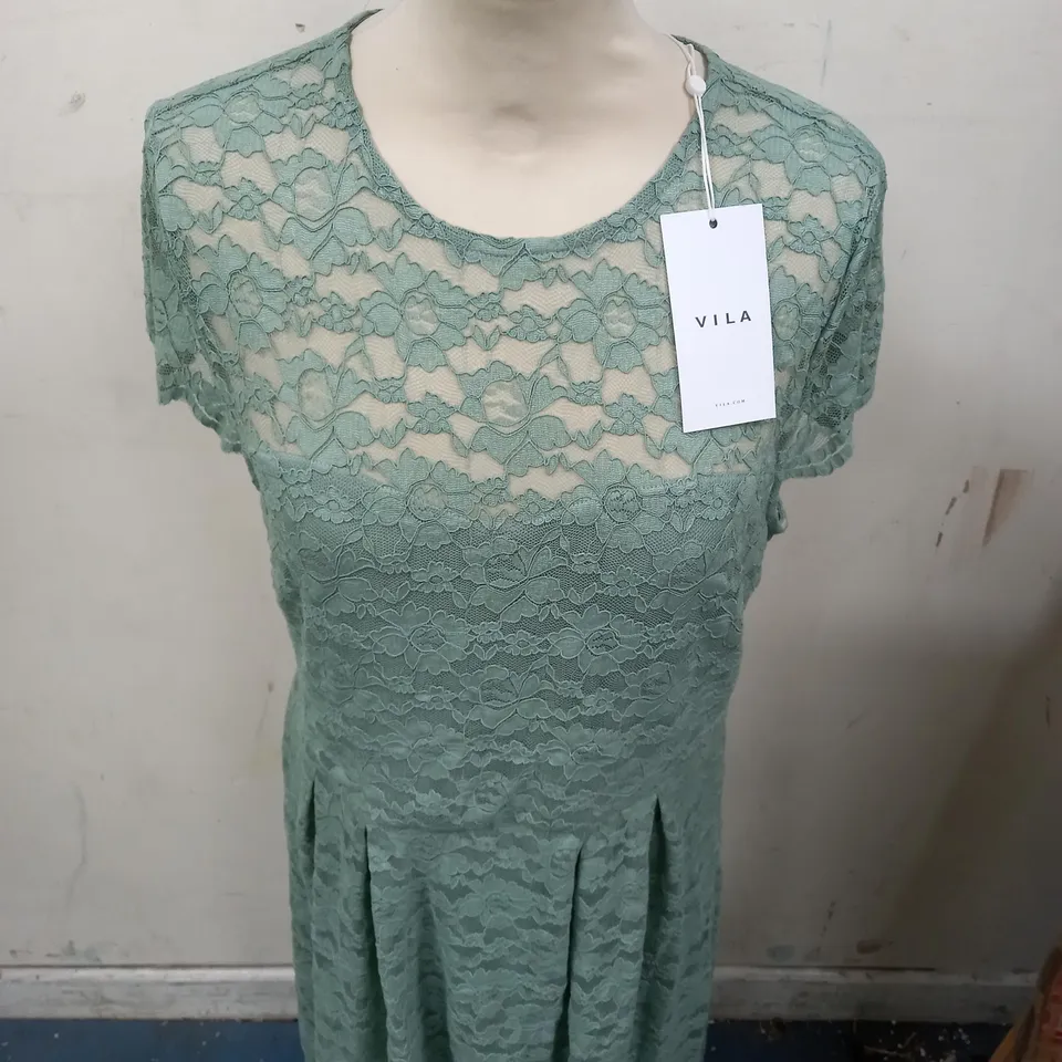 VILA VIKALILA CAPSLEEVE LACE DRESS IN GREEN MILLEU - M