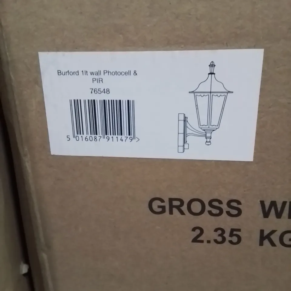 BOXED VOGUE TRENTON OUTDOOR WALL LIGHT