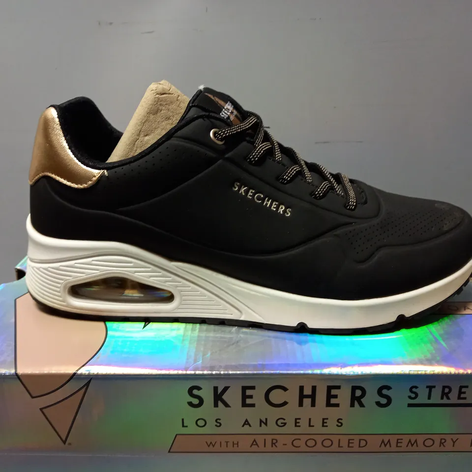BOXED PAIR OF SKECHERS STREET BLACK TRAINERS - SIZE 7