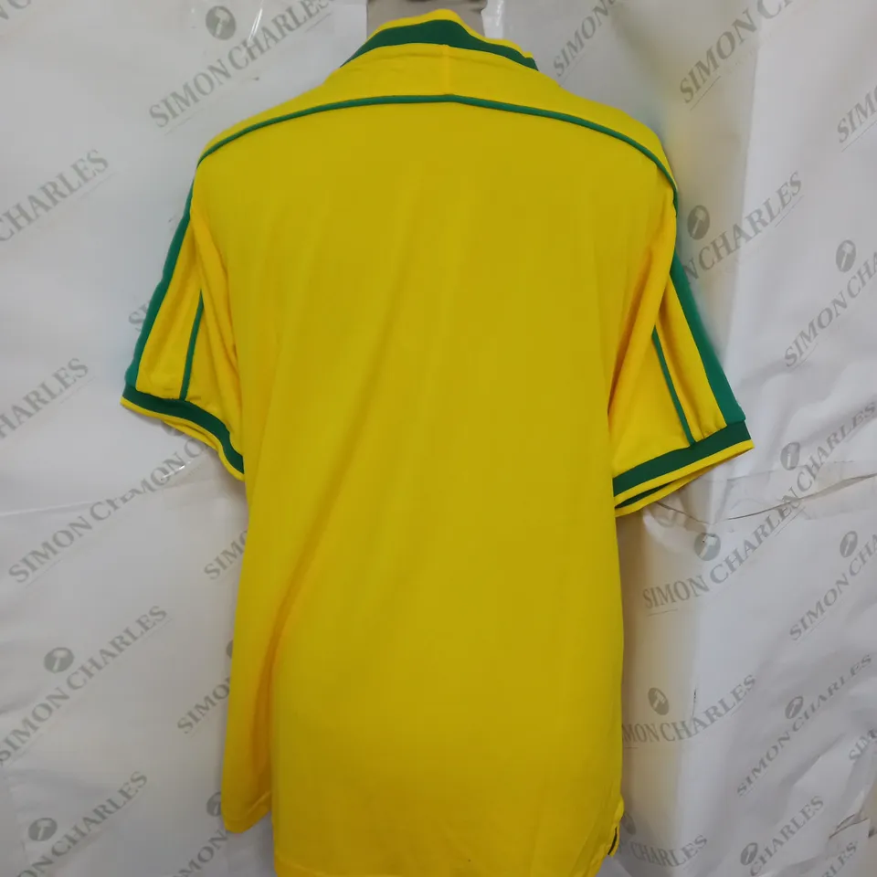 NIKE FOOTBALL JERSEY IN YELLOW AND GREEN SIZE S