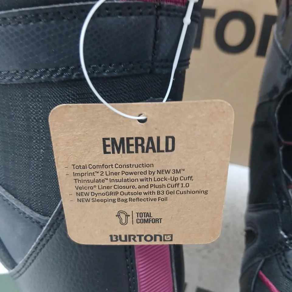 BURTON EMERALD WOMEN'S SNOWBOARD BOOTS – UK 3 (US W5), BLACK WITH PINK TRIM, BOXED