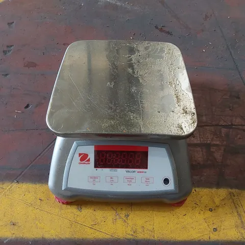 OHAUS VALOR 4000 SCALE V41XWE