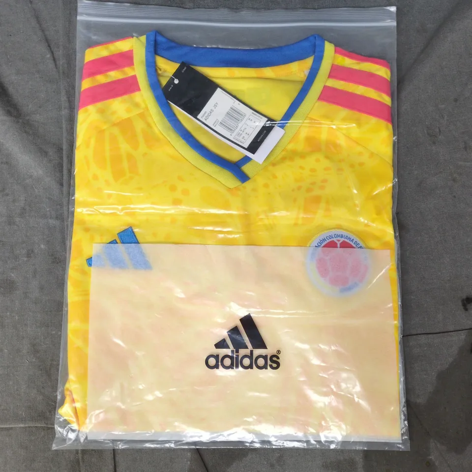 BAGGED ADIDAS 2026-27 COLOMBIA HOME SHIRT SIZE MEDIUM