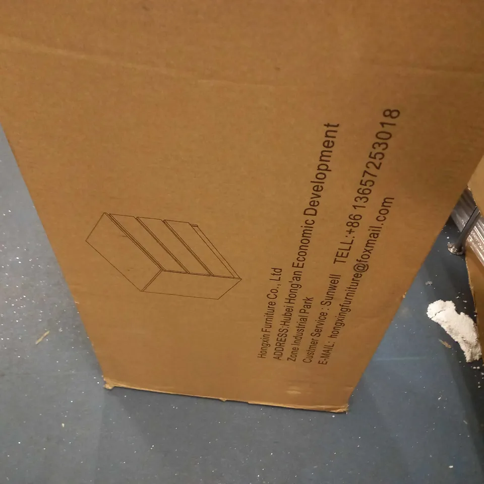 BOXED 3 DRAWER CHEST