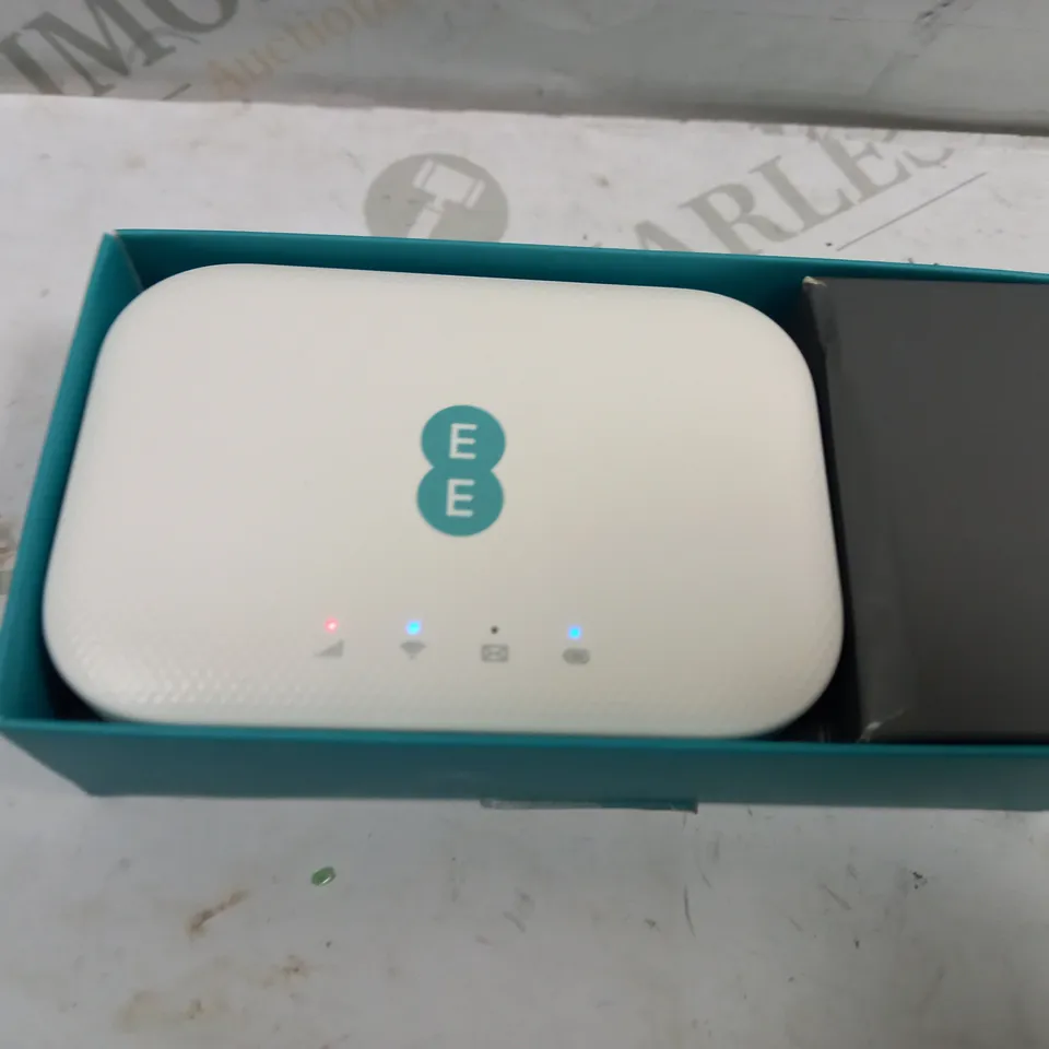 EE MINI HUB