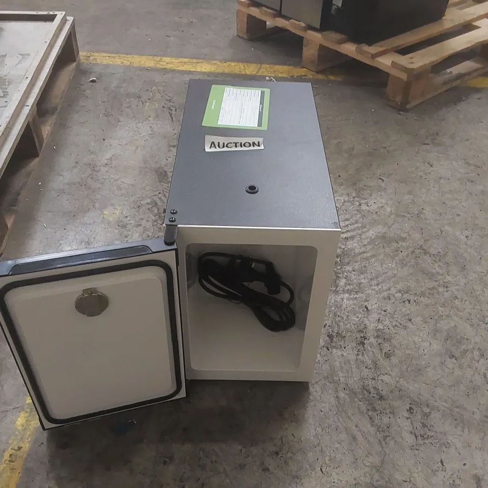 VITRIFRIGO COMMERCIAL MILK CHILLER FOR COFFEE MACHINE