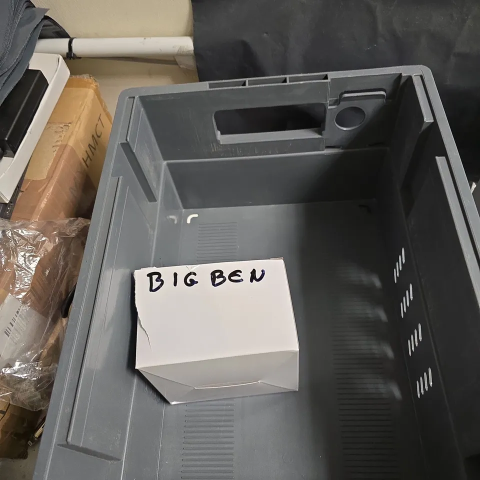 LOT OF 6 BOXES OF KISSY BANG BANG ASSORTED CONDOMS - APPROXIMATELY 50 PER BOX