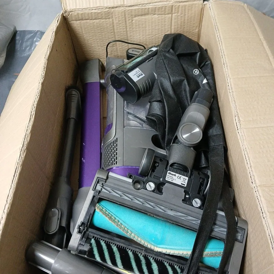 SHARK POWERDETECT CORDLESS PET VACUUM CLEANER