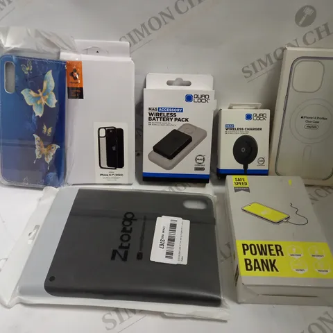 BOX OF APPROX 10 ITEMS TO INCLUDE QUAD LOCK WIRELESS CHARGER, ASSORTED PHONE CASES AND POWER BANK
