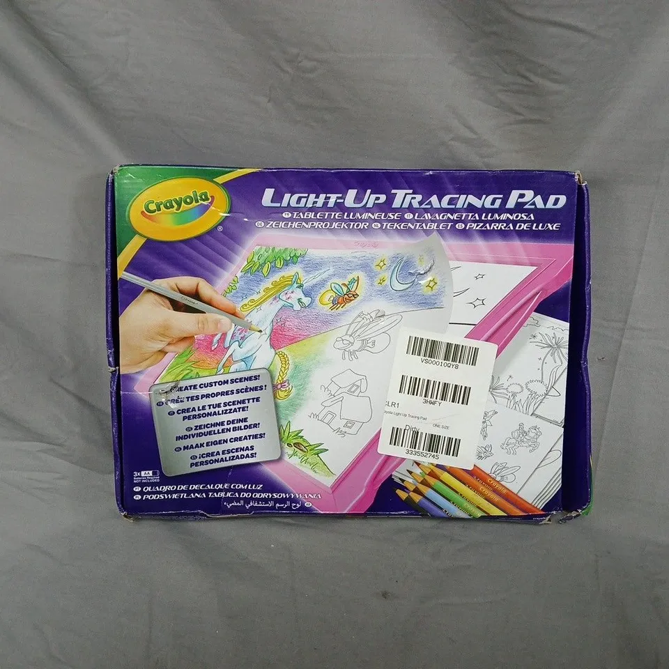 BOXED CRAYOLA LIGHT-UP TRACING PAD 