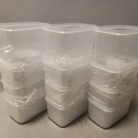 BOX OF APPROXIMATELY 15 ASSORTED TUPPERWARE STORAGE CONTAINERS IN VARIOUS SIZES