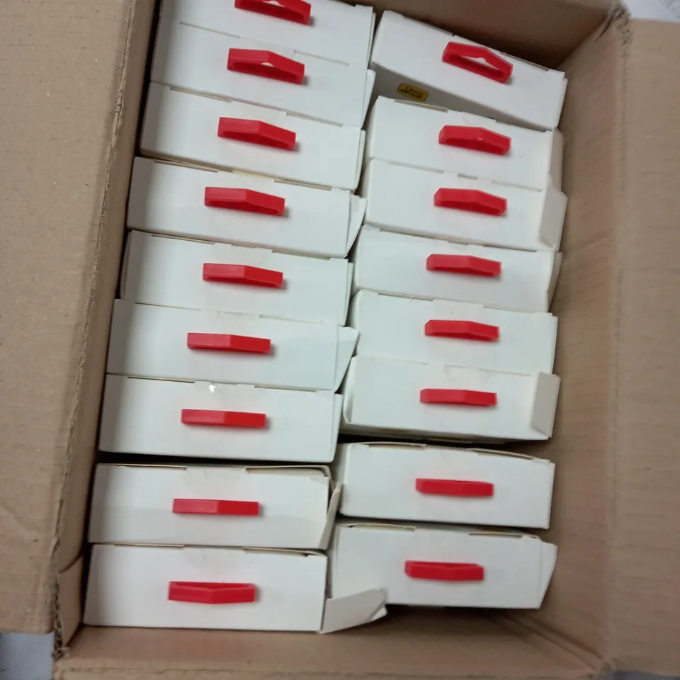 BOX OF APPROXIMETLY 17 SAMSUNG GALAXY S20+5G PHONE CASES 