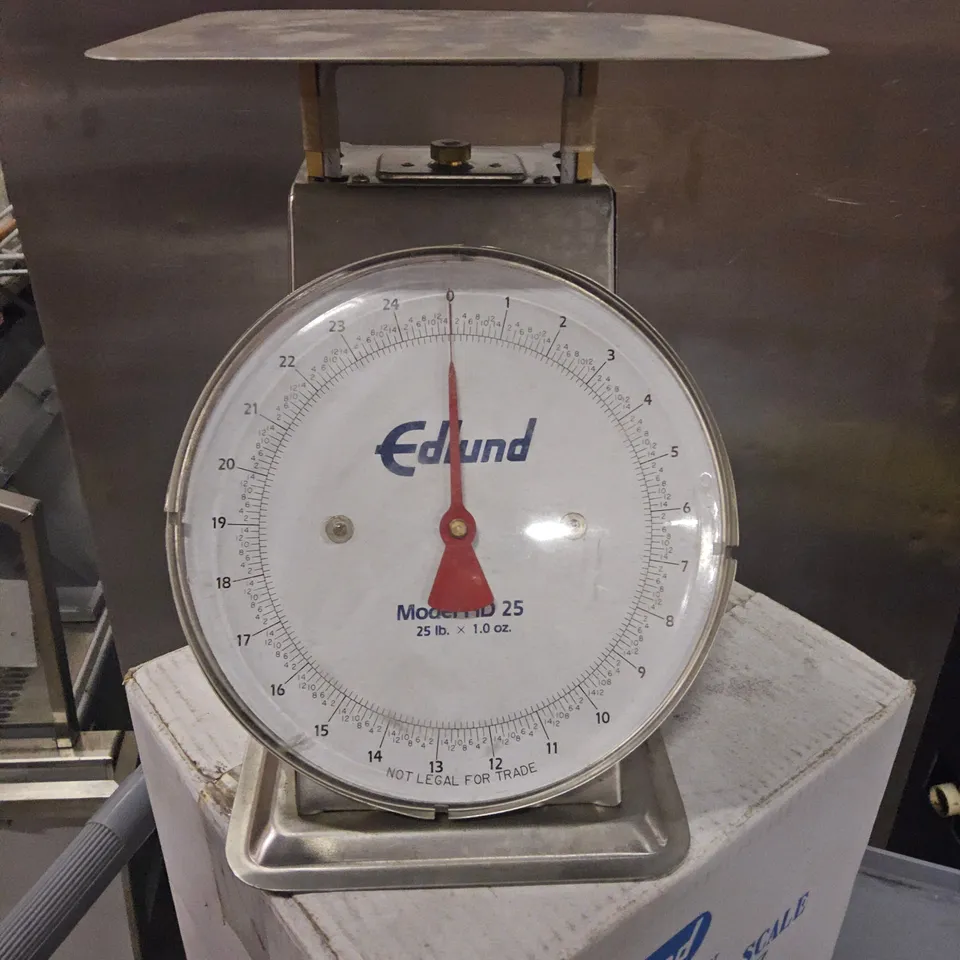 BOXED EDLUND HEAVY DUTY FOOD SCALES HD-25 upto 25lb