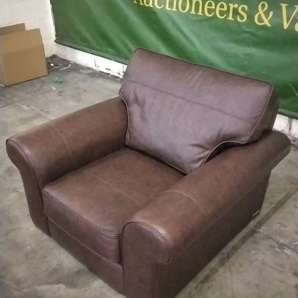 QUALITY DESIGNER LOUNGE CO ARMCHAIR IN CHOCOLATE BROWN LEATHER