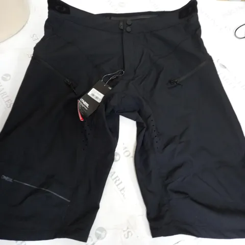 O'NEILLS ROCK STACKER SHORTS IN BLACK - 36/52