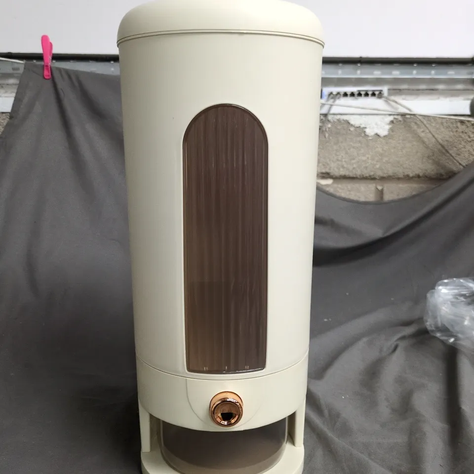 BEIGE CEREAL DISPENSER