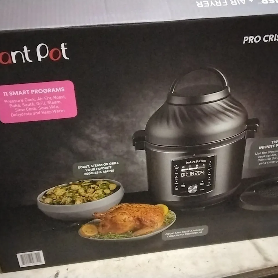 INSTANT POT PRO CRISP + AIR FRYER