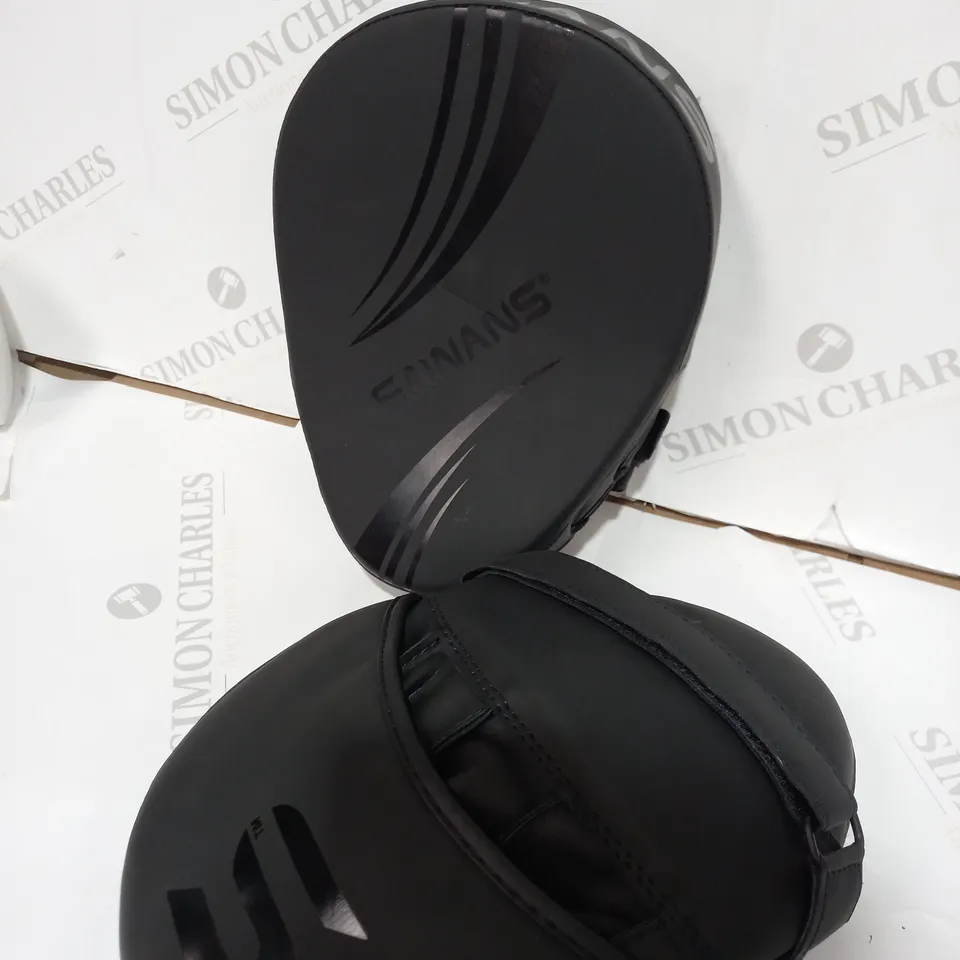 SAWANS BOXING FOCUS PADS HOOK AND JAB MITTS
