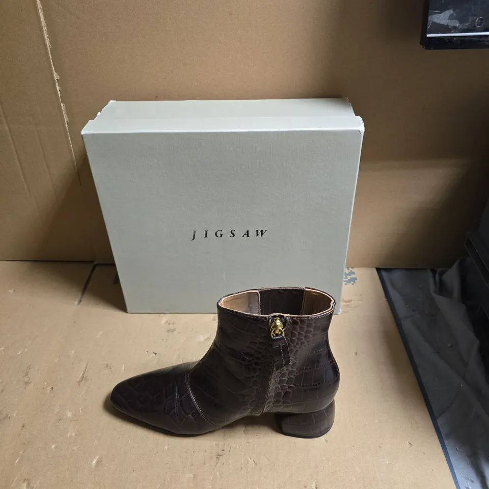 JIGSAW WOMEN'S CROC-EFFECT LEATHER ANKLE BOOT – BROWN - UK SIZE 5 