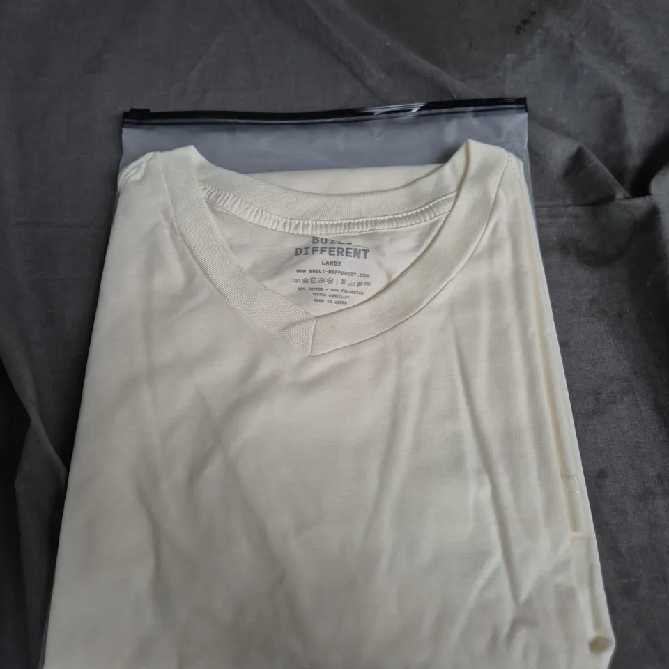 BUILT DIFFERENT COTTON T‑SHIRT – LARGE - PALE YELLOW