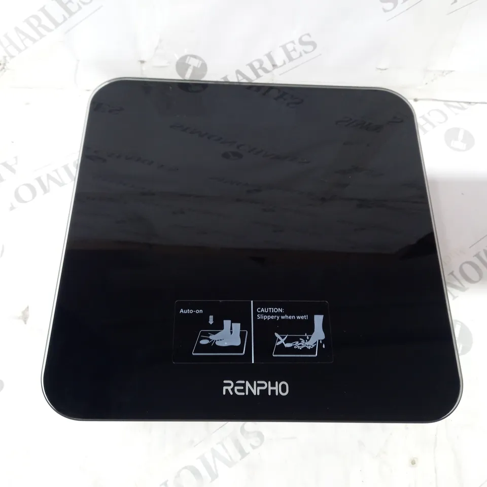 BOXED RENPHO DIGITAL BATHROOM SCALE