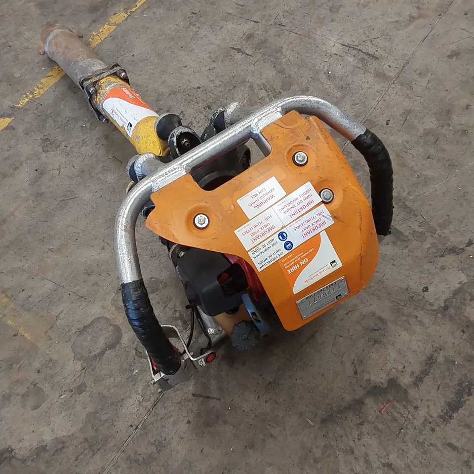 ROBEL 62.05 2 STROKE VERTICAL TAMPER - RAILWAY MAINTENANCE TOOL