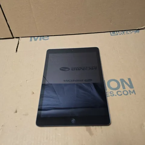 APPLE IPAD AIR A1474 TABLET 