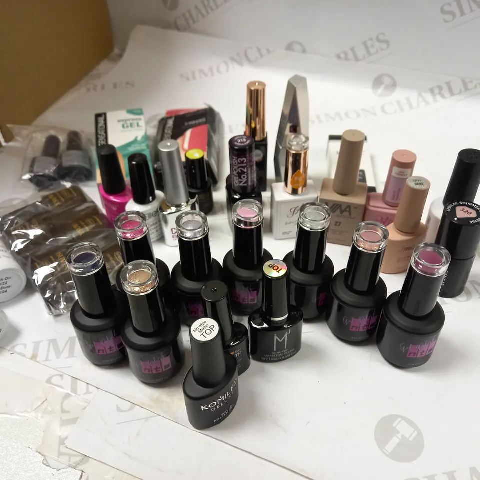 PREMIUM BRANDED UV/LED CURED GEL POLISH COLLECTION APPROX. 30 ITEMS 