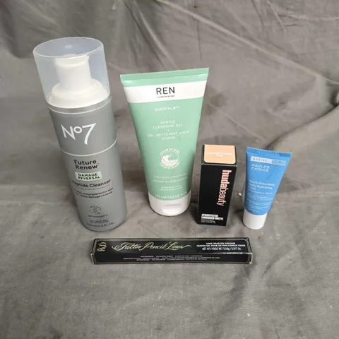 LOT OF APPROX 5 ASSORTED COSMETIC PRODUCTS TO INCLUDE - N07 FUTURE RENEW PEPTIE CLEANSER - REN CLEAN SKINCARE CLEANSING GEL - PAULA'S CHOICE DAILY HYDRATING FLUID - ETC
