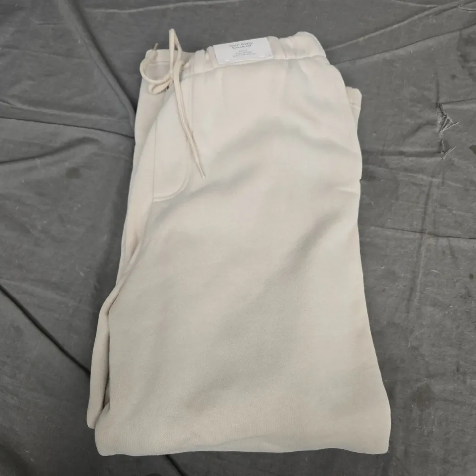 HOLLISTER SUPER BAGGY SWEATPANTS – CREAM, SIZE L