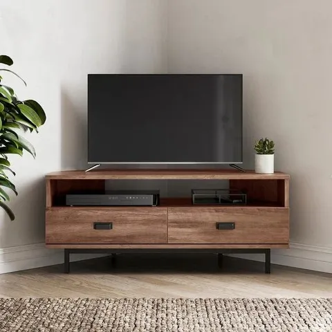 BOXED FULTON PINE EFFECT CORNER TV UNIT FOR TVS UP TO 50" (1 BOX)