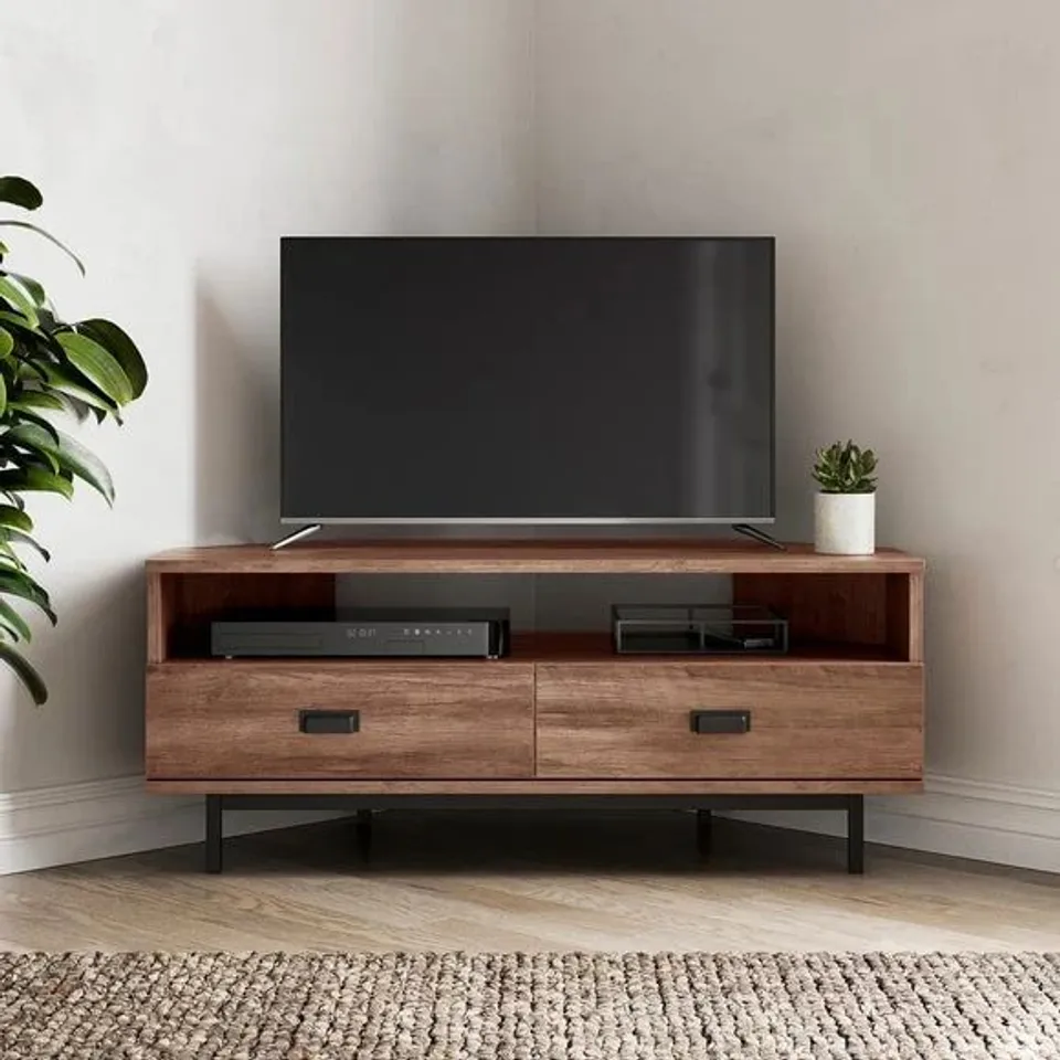 BOXED FULTON PINE EFFECT CORNER TV UNIT FOR TVS UP TO 50" (1 BOX)